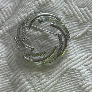 Vintage Sarah Coventry Silver Tone Circular Brooch